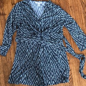 Motherhood Maternity flowy blouse